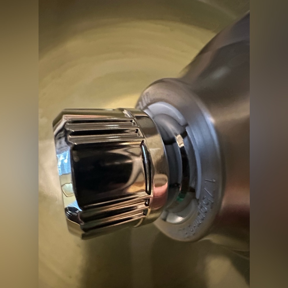 Moen Showerhead – Spot Resist Brushed Nickel – 1.75 GPM - Picture 5 of 6
